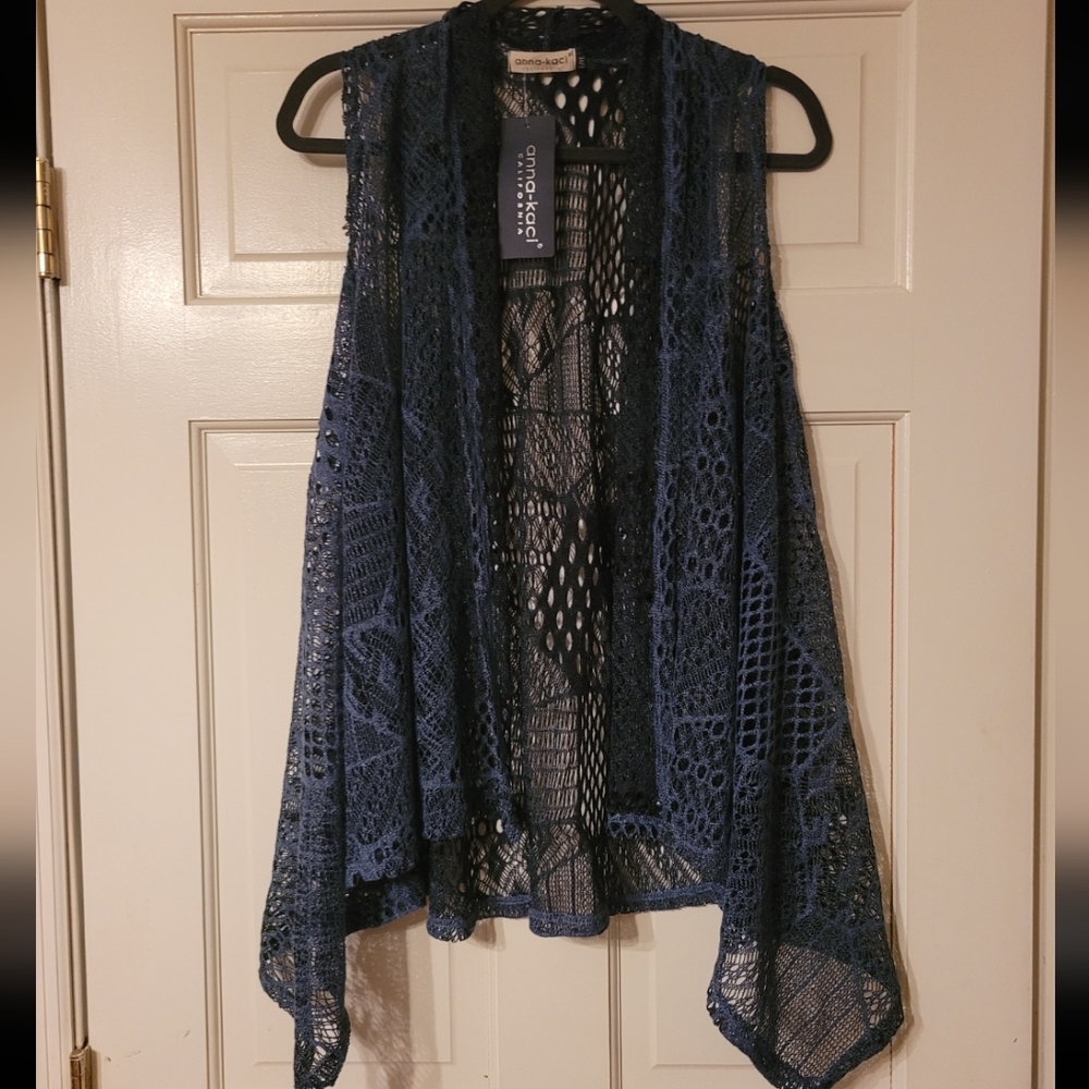 Blue vest - Picture 3 of 4
